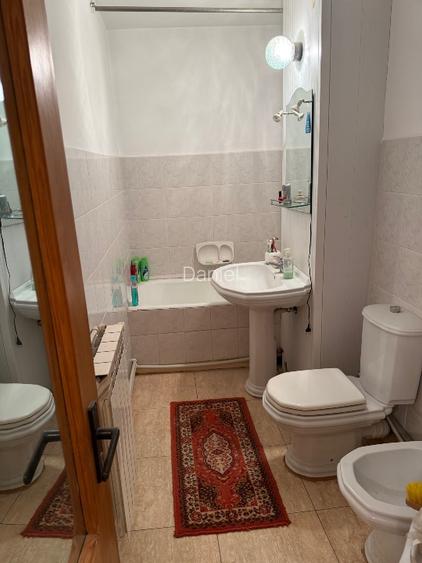 Apartament 3 camere de vanzare - 7