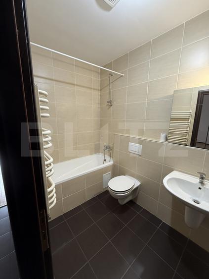 Apartament 2 camere, zona Racadau, bloc nou, etaj intermediar
