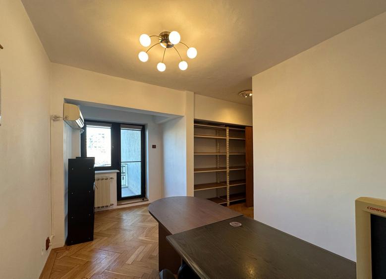 3 camere Piața Unirii | vedere deschisă către Dâmbovița | 2 băi | 3 balcoane