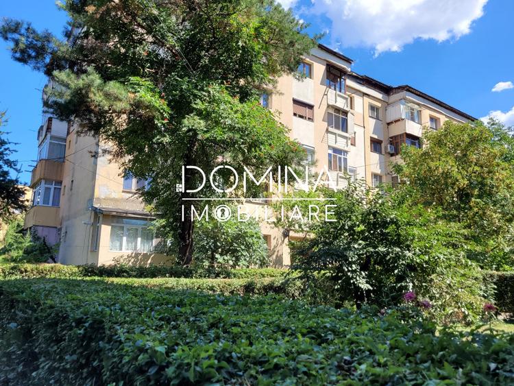 Vânzare apartament 2 camere, decomandat, vizavi de Mall Tg Jiu