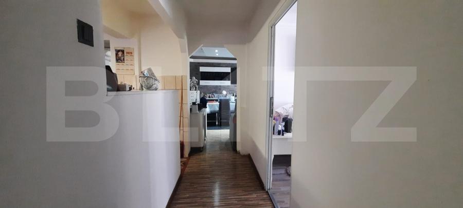 Apartament de vanzare, 3 camere,suprafata utila 66,75 mp, zona Micro 15
