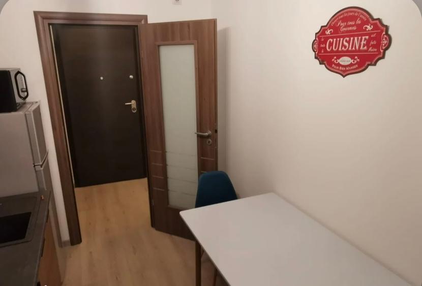 Închiriere garsonieră Exigent Plaza cu loc de parcare