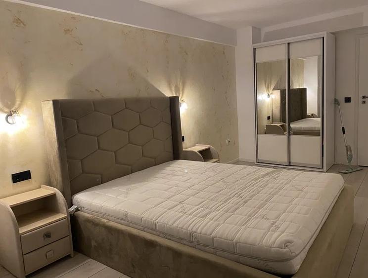 Apartament 2 camere pe lombului la etajul 5, 62 mp, balcon