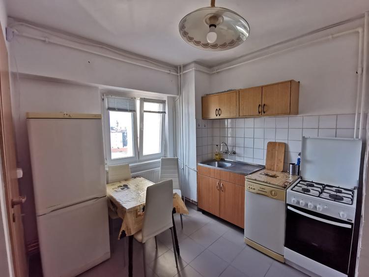 3 camere decomandate Complex Studentesc
