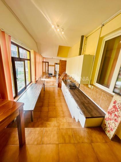 Casa 4 camere -Teren 551 mp- parcare- Cristian, Brasov  229.000 Euro. - 4