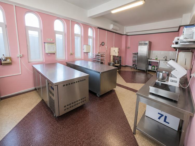 Spatiu Comercial Piata Centrala / Strada Tecuci