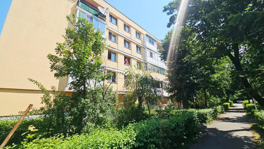 Apartament 3 camere decomandat de vânzare - zona Centrală – strada General Crist - 3