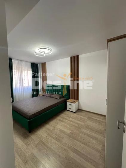 Apartament 2 camere decomandat, boxa si loc de parcare inclus, Tractorul-Coresi