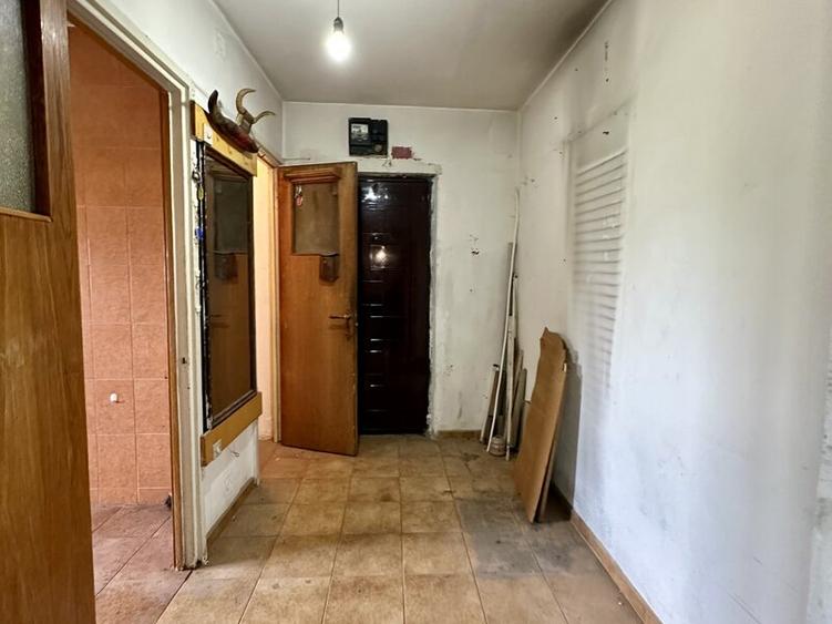 Ultra Pozitionat! 3 Camere la Metrou Valea Ialomitei & Kaufland,Renovare