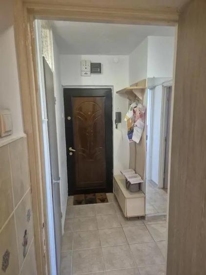 Apartament 2 camere decomandat/ Metrou Tineretului