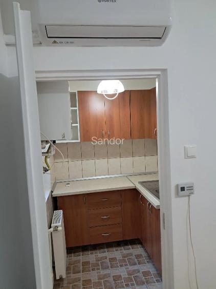 Apartament cu 3camere  - 4