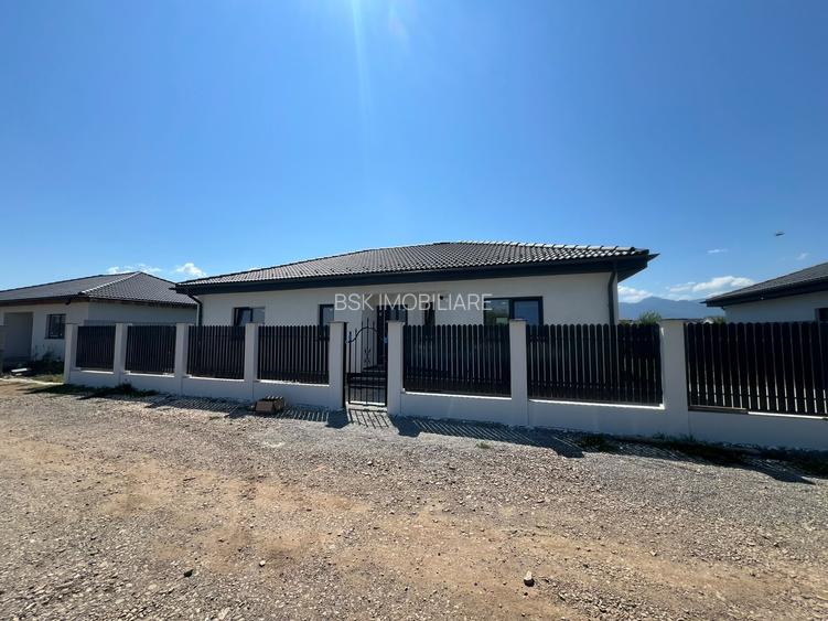 Casa-4-Camere-Finalizata-112mp-Utili-Curte-410mp-Izvor-Tarlungeni-Brasov - 2
