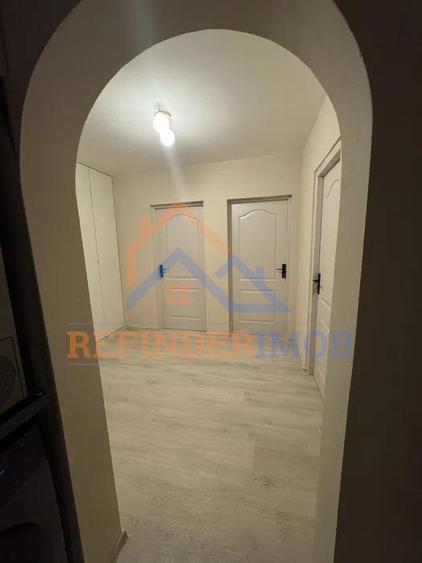 4 camere Rahova, renovat, 2 balcoane+boxa