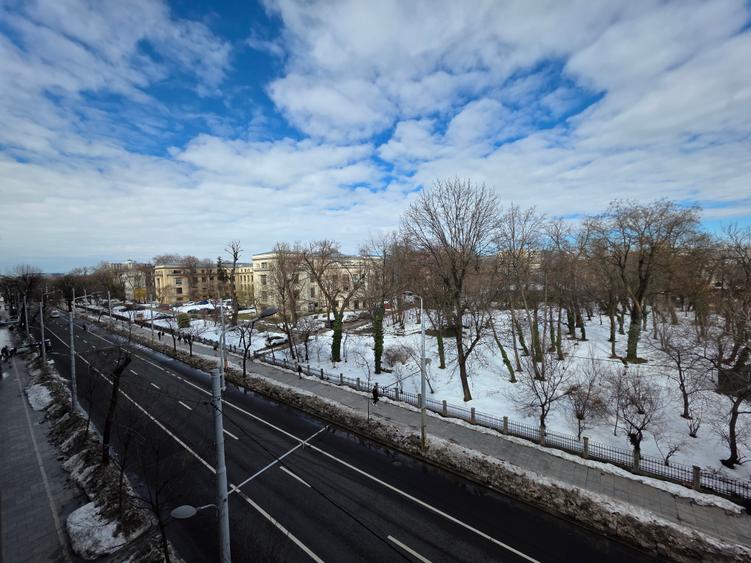 Apartament cu 2 camere de vanzare in zona Cismigiu