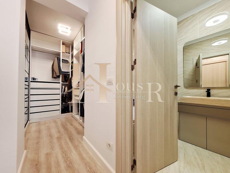 LANGA BENZINARIA ESO. LIFT. CU TOATE FACILITATILE PENTRU A TE MUTA.