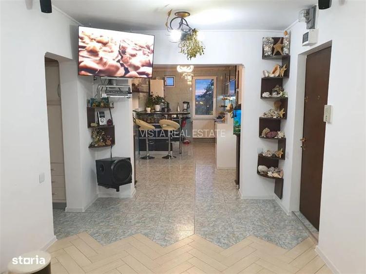 Apartament 4 camere, 2 bai, etaj 3/4, decomandat, cartier Tractorul. - 7