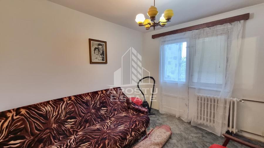 Apartament 2 camere de vanzare, zona Circumvalatiunii, Timisoara