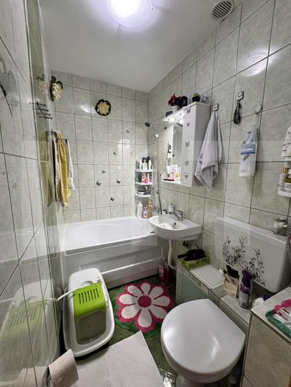 Apartament 2 camere semidecomandat, renovat complet, Școala 7