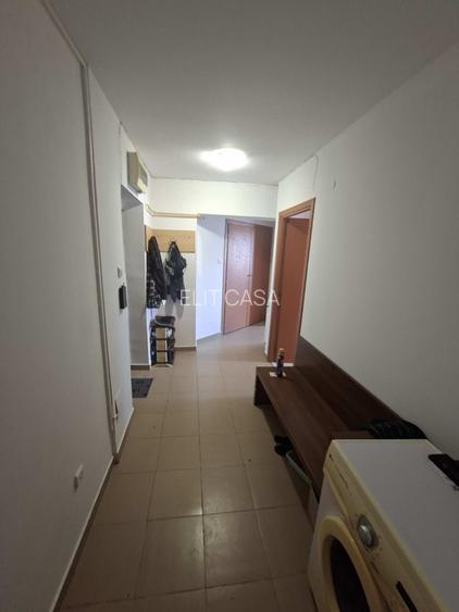 Apartament cu 1 camera decomandat, se poate transforma in 2 camere dec, zona Cug - 11