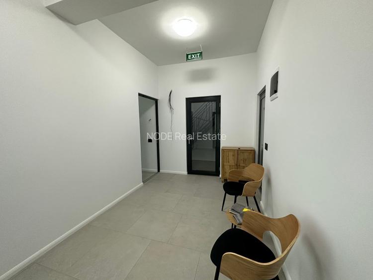 Spatiu comercial  de inchiriat, într-o locație centrală - 2