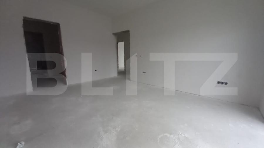 Oportunitate ! Casa individuala 240 mp utili , panorama, zona centrala Baciu !