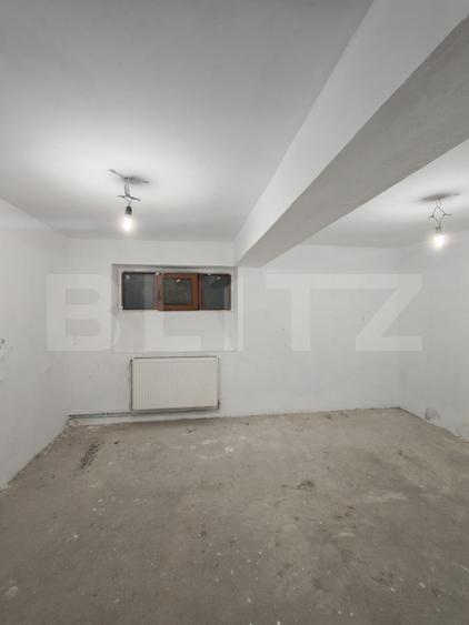 Spatiu comercial 5 incaperi, 214 mp, zona Centrala