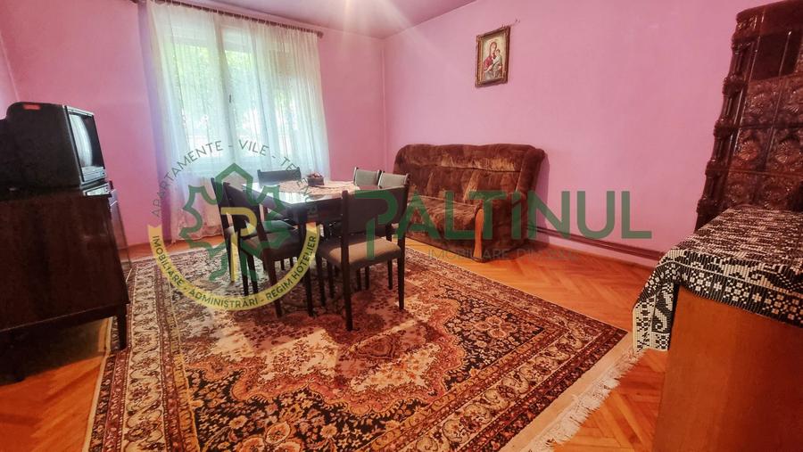 Casă singur în curte, 363 mp teren – zona Record, 2 intrări, anexa, trifazic