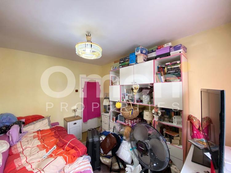 Apartament renovabil cu 4 camere decomandate, cu garaj, zona Traian