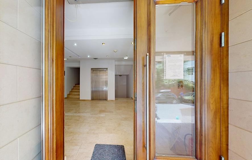 Apartament cu 3 camere, 111 mpc - Dorobanti, bloc 2010