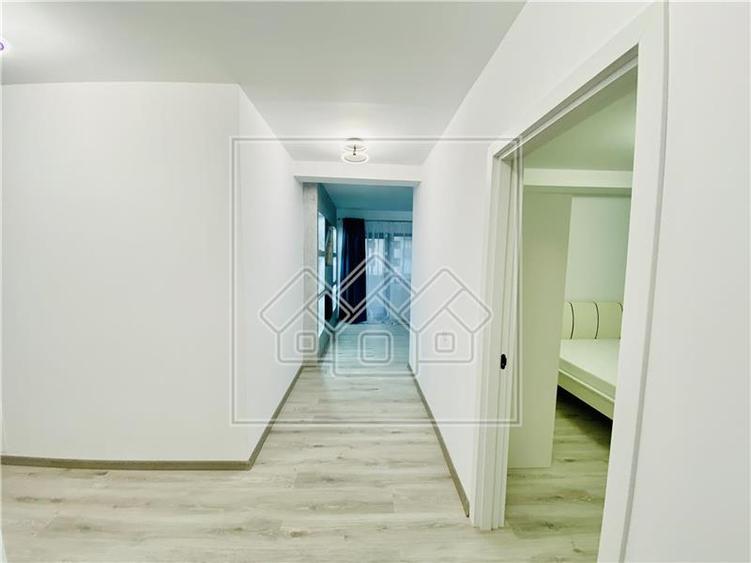 Ap. 2 camere si gradina, mobilat si utilat modern, zona D. Stanca