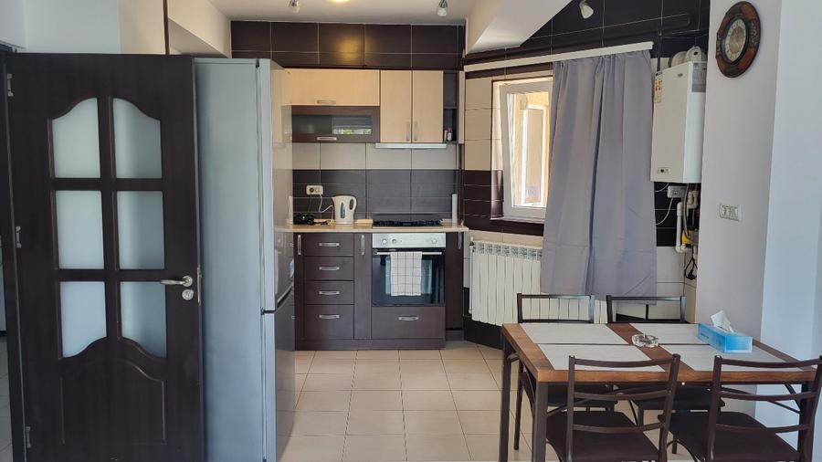 Inchiriez apartament