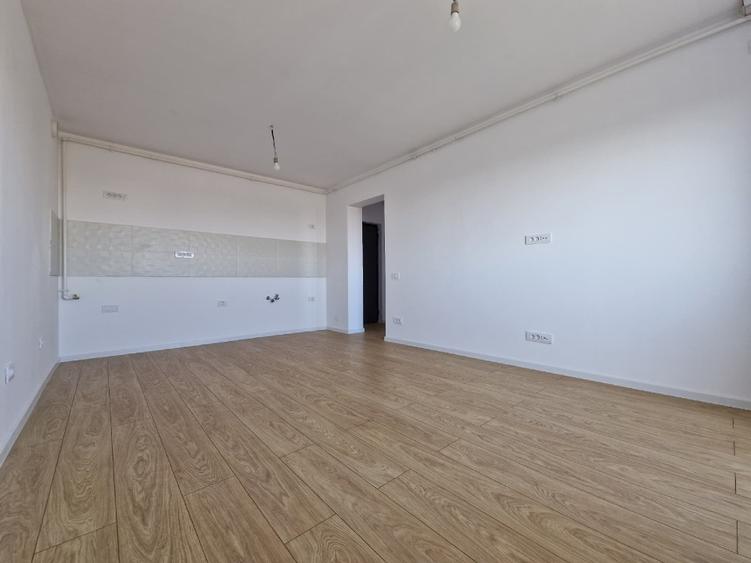 Garsoniera dubla 36 mp, dormitor separat, bloc 1984, renovata integral