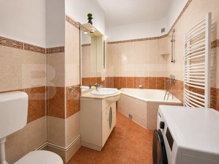 Casă complet renovată, terasă spectaculoasă, zonă liniștită Deva, str Crișan