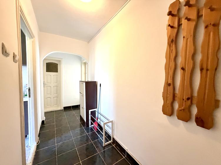 Apartament 2 camere, 50 mp utili, etaj 4 - Zona Lipovei