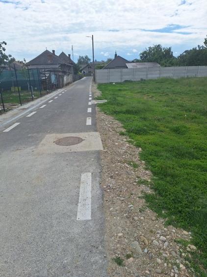 Teren in Teis zona Scoala