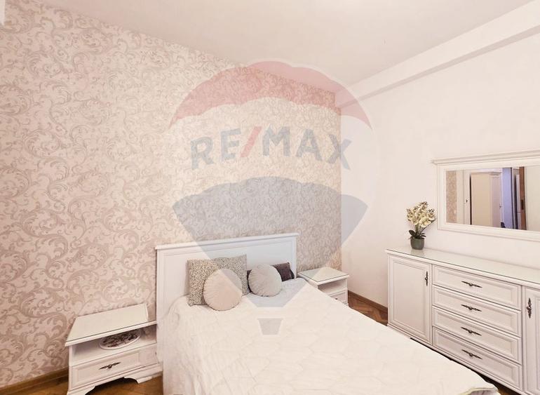 Apartament 2 camere | Balcon cu vedere spre Catedrală | Ultracentral