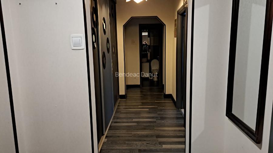 APARTAMENT 3 CAMERE DECOMANDATE,  MALL PARK LAKE TITAN - 2