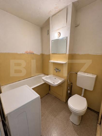 Garsoniera de vanzare, 27 mp, zona Valea Rosie