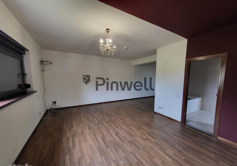 Vila 6 camere -de vanzare -Tunari