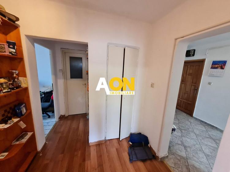 Apartament 4 Camere, 77 mp, Decomandat, Zona Cetate
