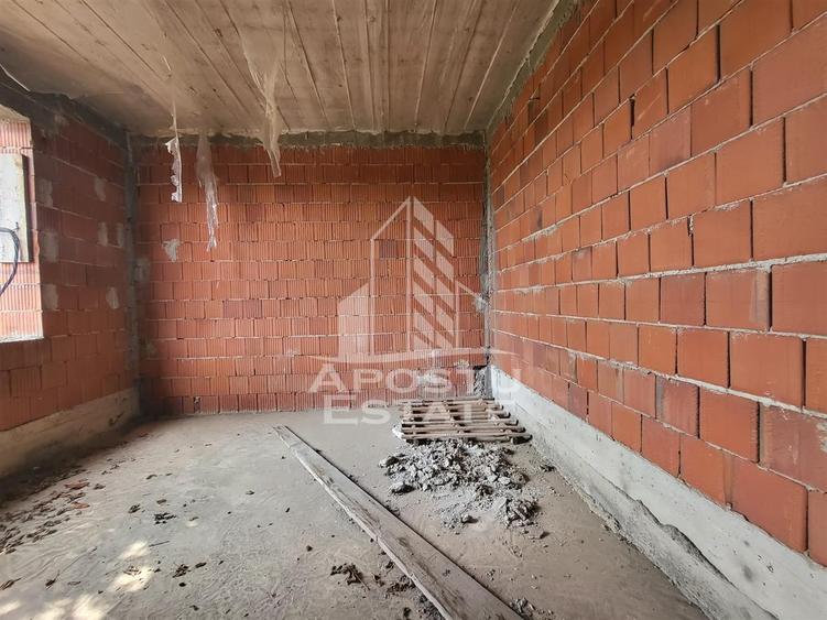 Casa individuala de vanzare, 10 camere, teren 1.100 mp, Freidorf