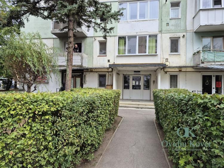 Apartament 2 camere, etaj 1, centrală proprie, str. Vasile Goldiș, Sfâ