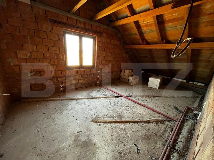 Casă semifinisată, 6 camere la 5 Km de Beclean