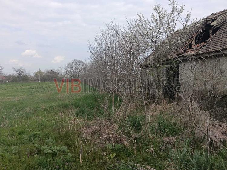 Teren intravilan investitie Padureni, 2 fronturi stradale