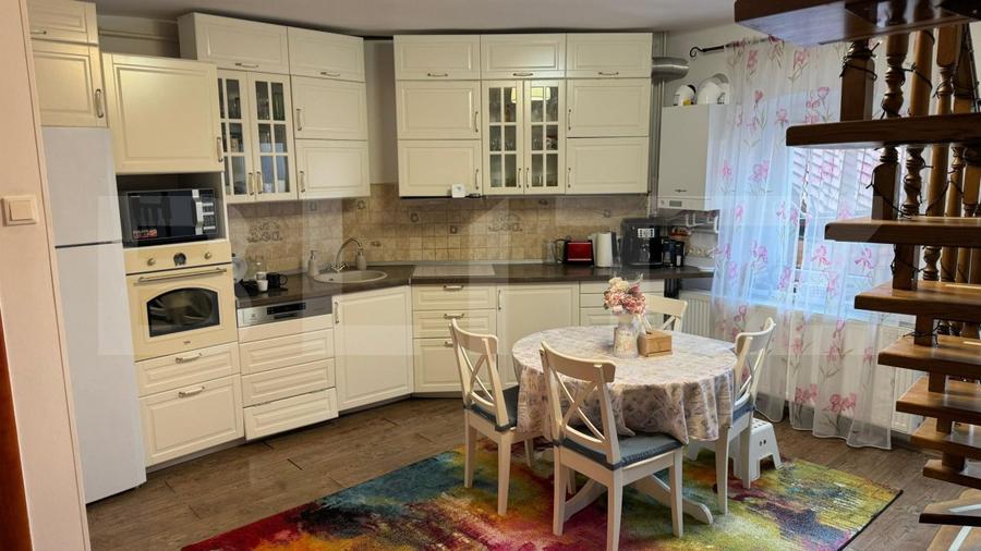 Apartament cu 4 camere, 150 mp, in Centrul Istoric al Brasovului