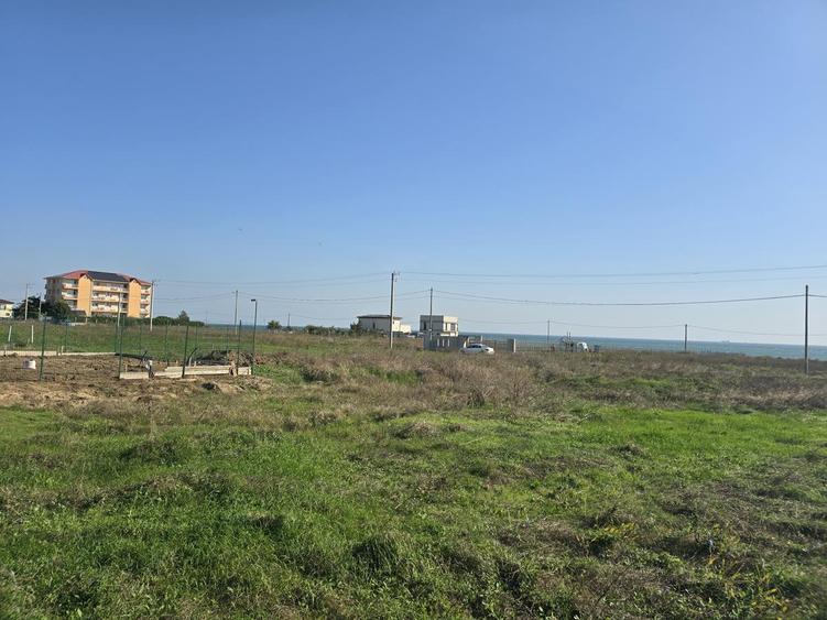 Vand teren in Costinesti zona Golful Francez  randul 2 de la Marea Neagra