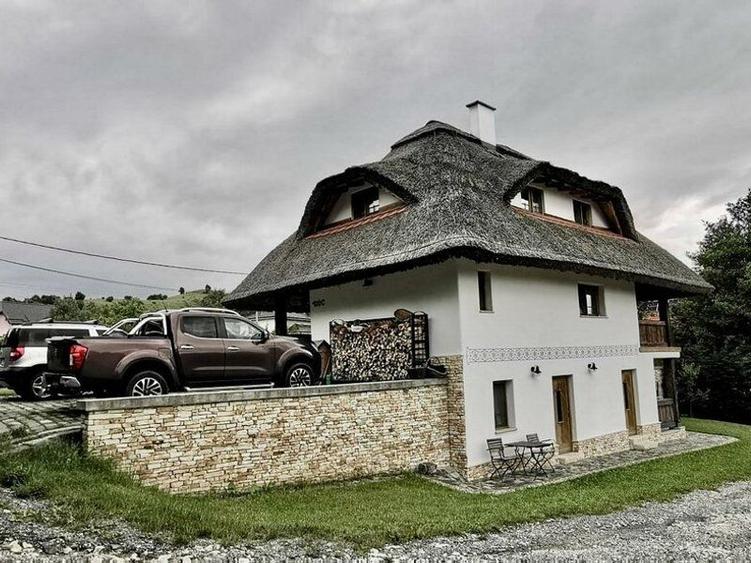 Casă în stil tradițional | D+P+M | Saună | Teren 550 mp | Fotovoltaice