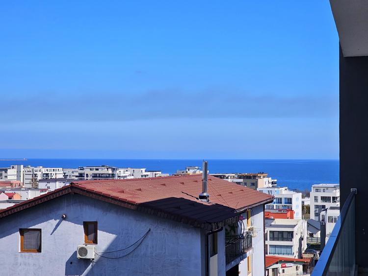 Apartament cu vedere la mare in complex cu piscina privata si sala de fitness