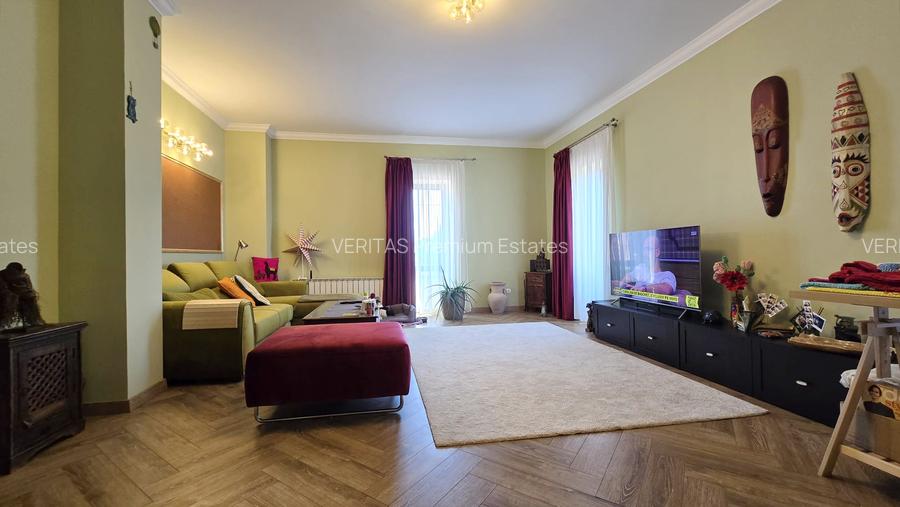 Investitie sau locuinta de exceptie! Spatiu generos, teren, consolidata, garaj - 19