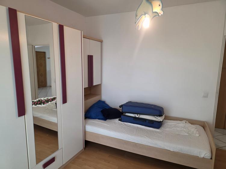 Inchiriez apartament 3 camere Dorobanti Deva